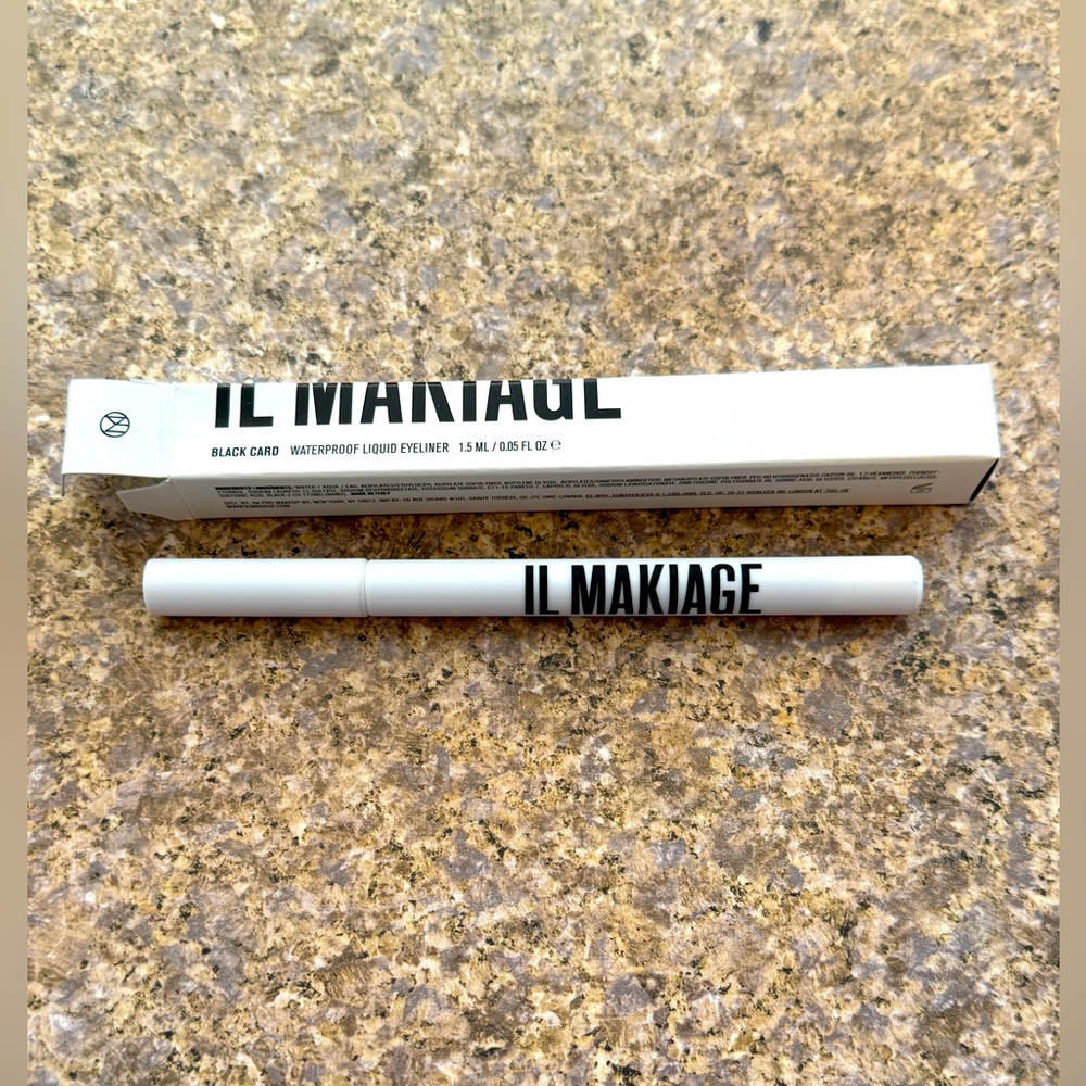 IL MAKIAGE Black Card Liquid Eyeliner
